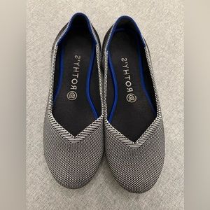 Rothy’s Flats in Navy